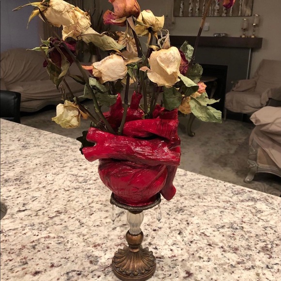 Anatomical Heart Vase - Picture 4 of 5